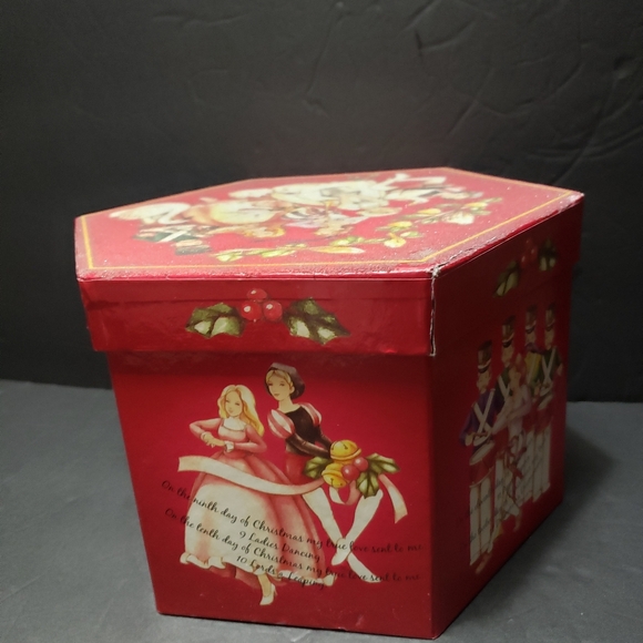 Vintage 12 DAYS Of CHRISTMAS Sugar Balls Ornaments in Decorative Hexagon Box - Picture 10 of 12